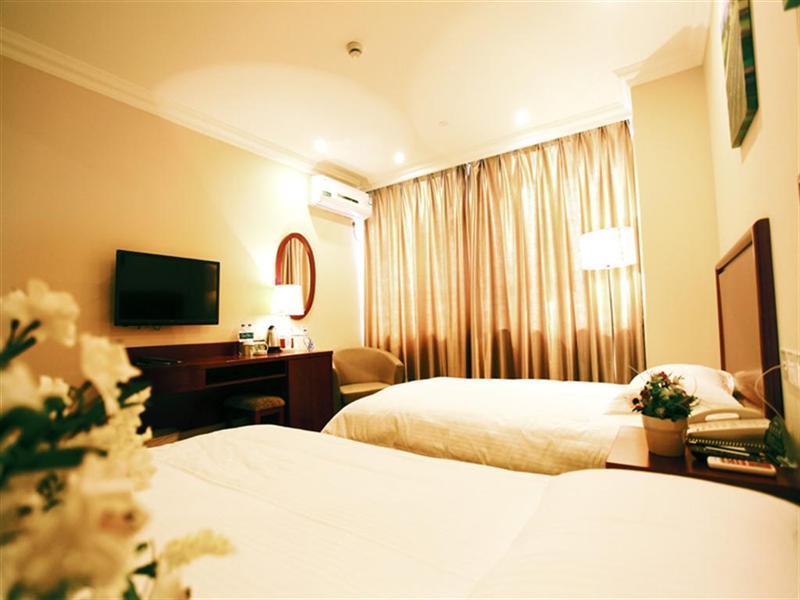 Greentree Inn Anhui Wuhu Zhongshan Road Pedestrian Street Express Hotel Eksteriør billede