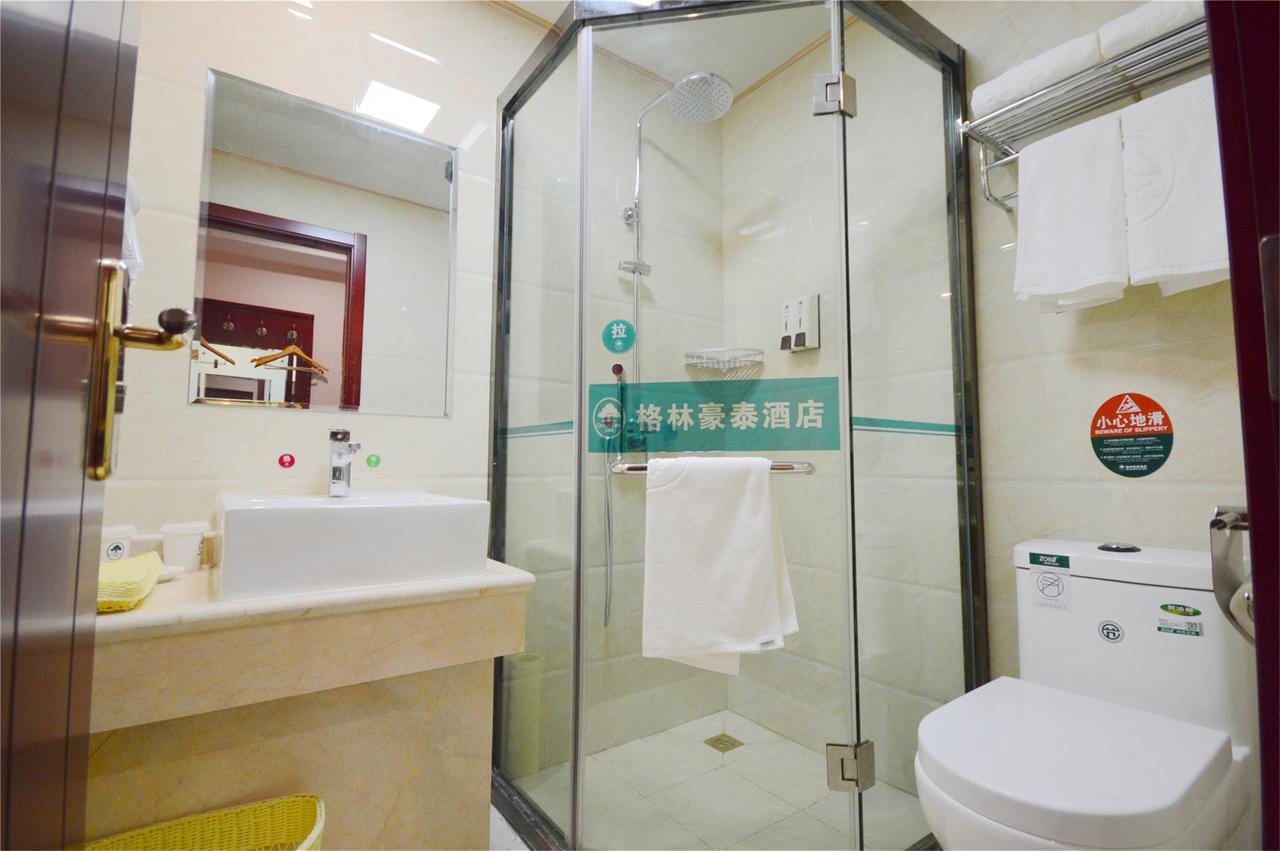 Greentree Inn Anhui Wuhu Zhongshan Road Pedestrian Street Express Hotel Eksteriør billede