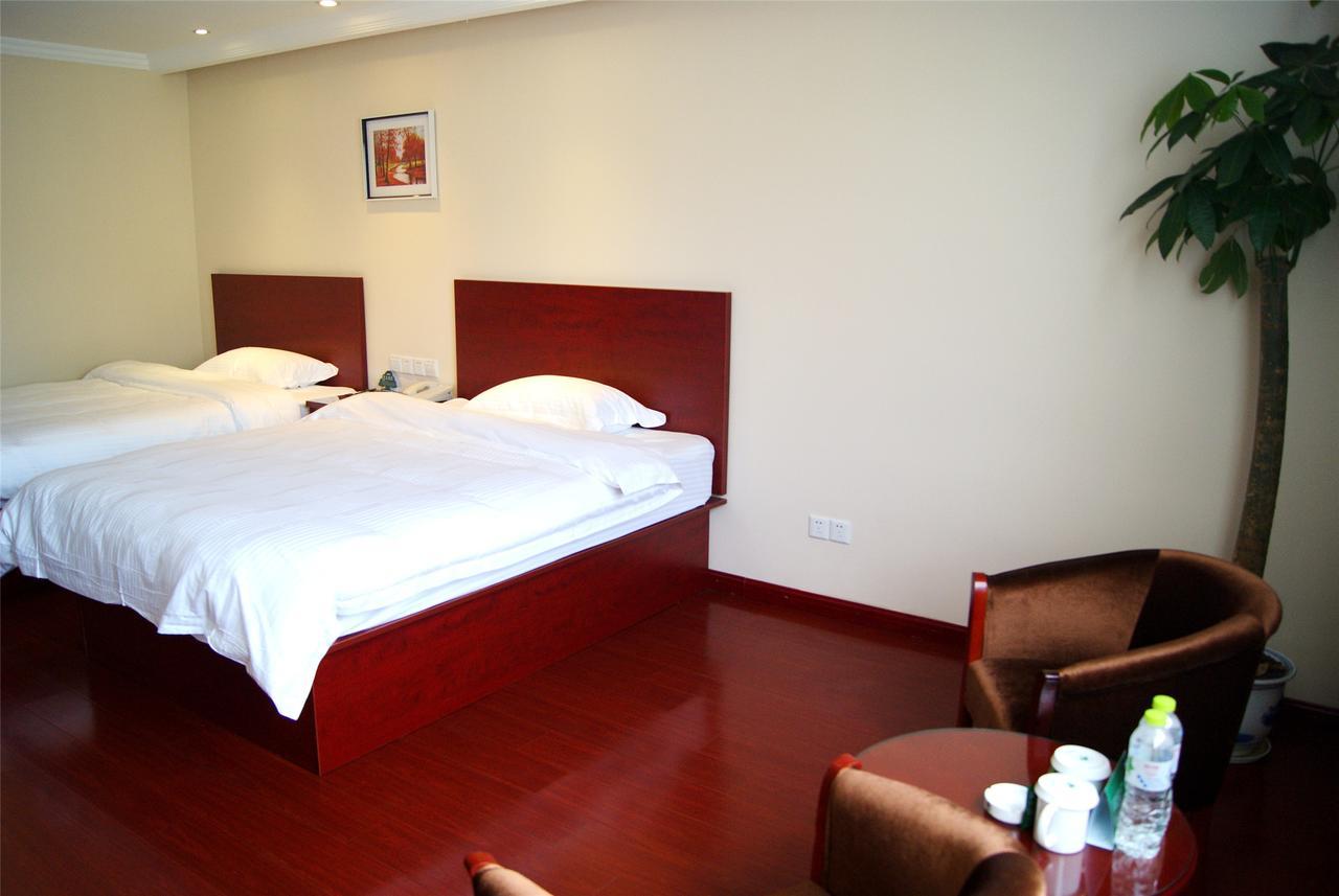 Greentree Inn Anhui Wuhu Zhongshan Road Pedestrian Street Express Hotel Eksteriør billede