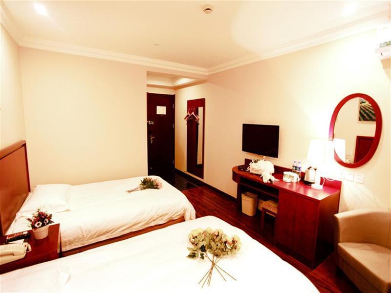 Greentree Inn Anhui Wuhu Zhongshan Road Pedestrian Street Express Hotel Eksteriør billede